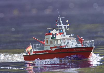Polizei / Feuerwehr / Zollboote