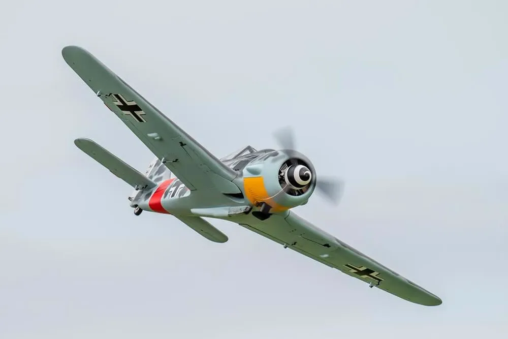 TopRC Focke-Wulf Fw 190A-8 93″ ARF Spannweite 2,36 m | # 1125.000