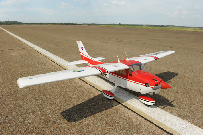 Phoenix Cessna 182 – 166 cm | # PH059