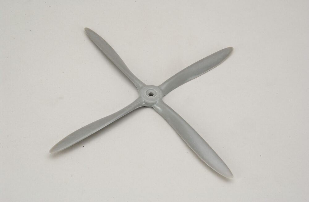 APC 10  x 6  4-Blatt Propeller | # E-LP4-10X6