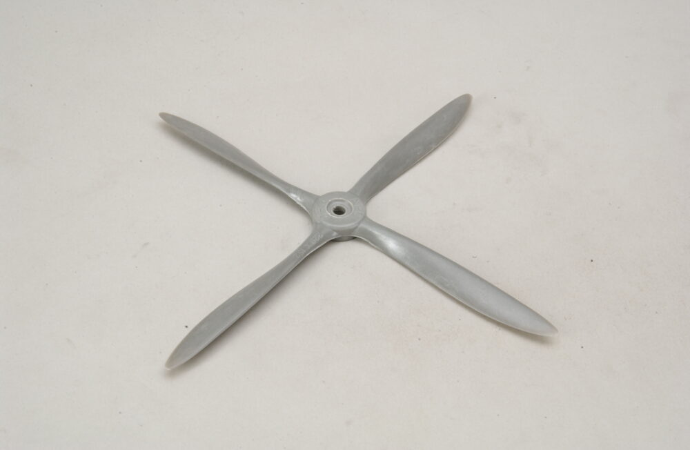 APC 9  x 6  4-Blatt Propeller | # E-LP4-9X6