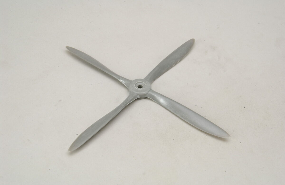 APC 9  x 6  4-Blatt Propeller | # E-LP4-9X6